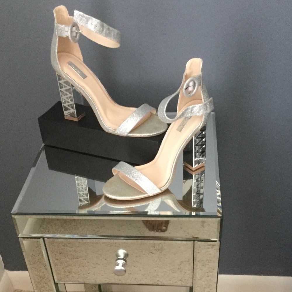 Shoes - Picture 3 of 3